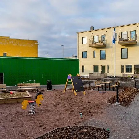13 Amiraalistonkatu Apartman *